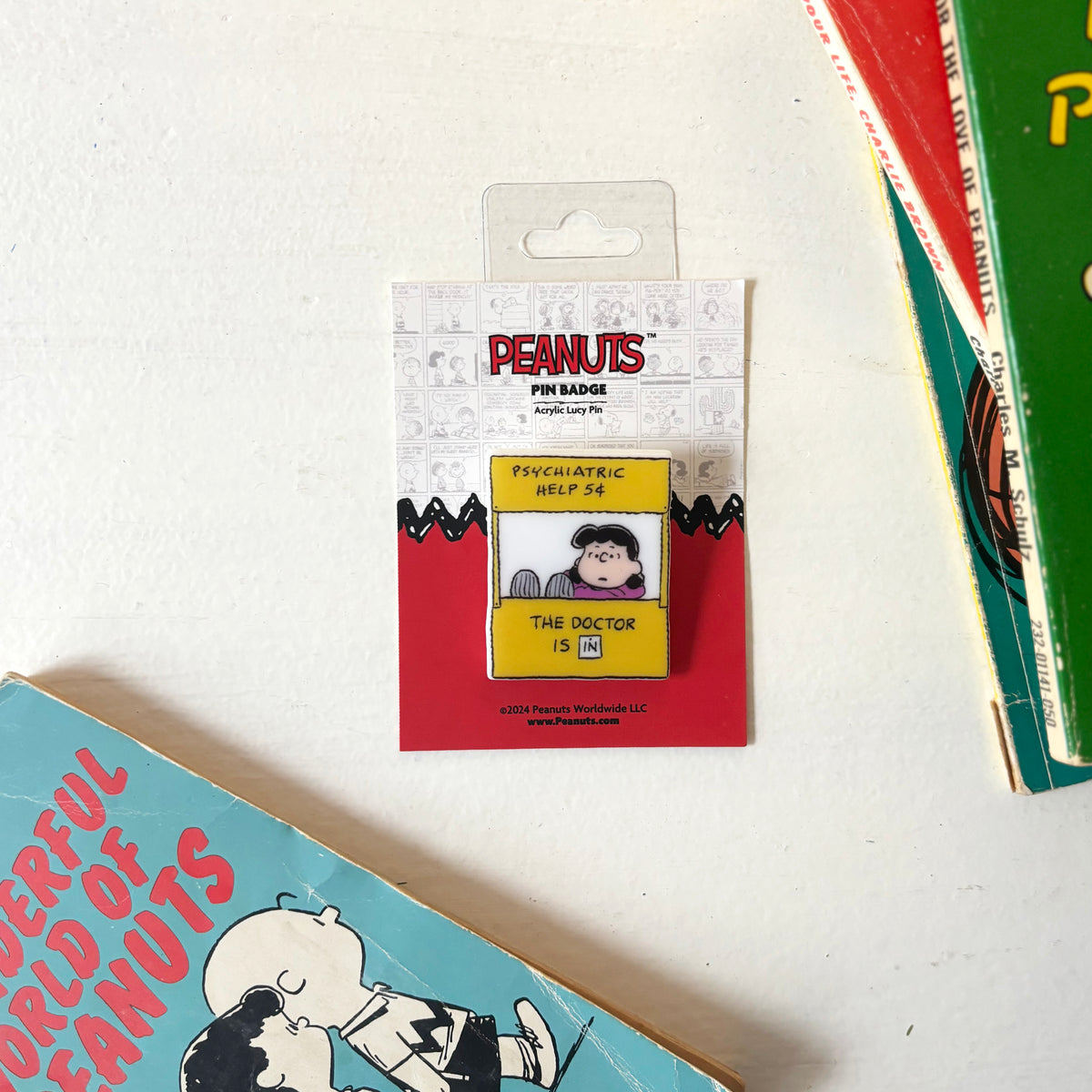 Peanuts 'Lucy' Pin Badge