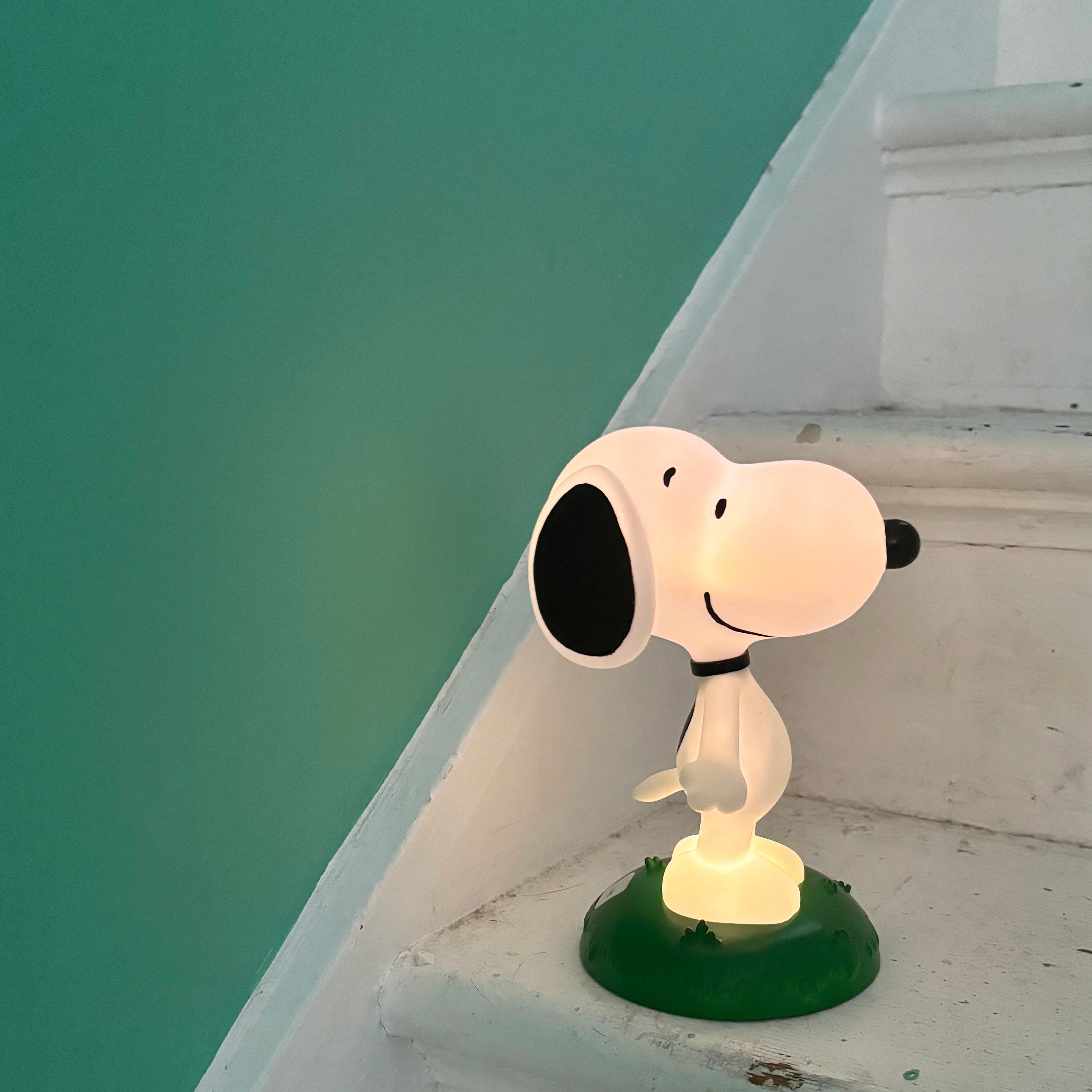 Peanuts Mini Standing Snoopy LED